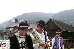 Niezwykły pochód owiec w Szczawnicy – poznaj sekrety góralskiej tradycji!