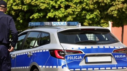 Niezwykły powrót ze szpitala. Mężczyzna ze łzami w oczach dziękował policjantom