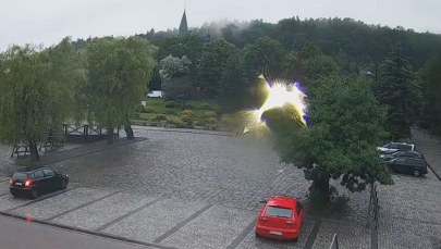 Niezwykły rozbłysk w Lanckoronie. Internauci o tajemniczym zjawisku