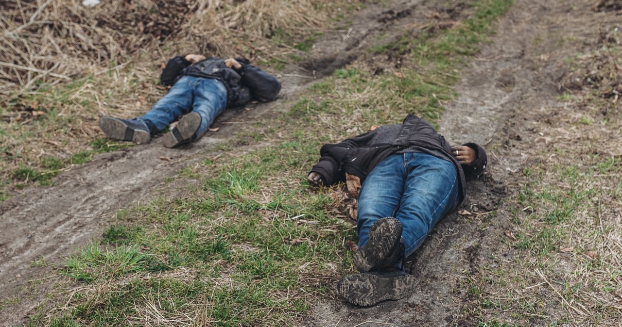 Nieżywi cywile są odnajdywani na ulicach Buczy /Diego Herrera Carcedo/Anadolu Agency /Getty Images
