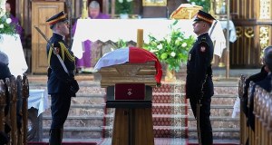 "Nigdy nie odwracałeś wzroku od cierpienia drugiego człowieka". Ostatnie pożegnanie Łukasza Litewki [TRANSMISJA]