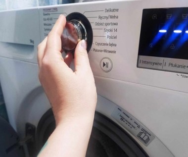 Nigdy nie popełniaj tych błędów podczas prania. Skutecznie obniżysz rachunki za prąd