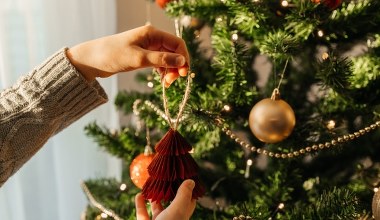 Nigdy nie ubieraj choinki w te dni. Będziesz mieć pecha do końca roku