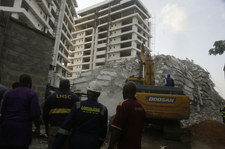 Nigeria: Zawalił się 21-piętrowy budynek w Lagos. Ludzie uwięzieni pod gruzami