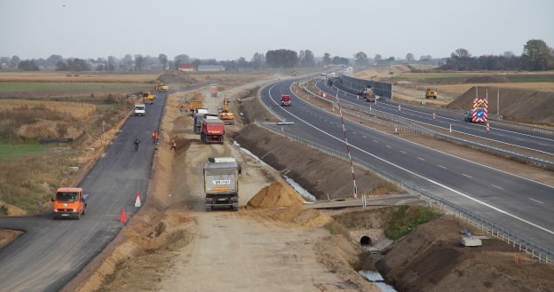 NIK wytyka GDDKiA m.in. brak zabezpieczeń chroniących podwykonawców. /Motor