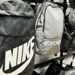 plecak Nike, Adidas i Kappa od 59,99 zł. Carrefour przecenił markowe plecaki do szkoły