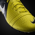 Nike CTR360 Maestri III - kontroluj grę jak Iniesta