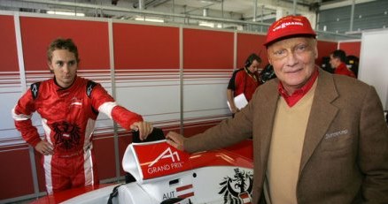 Niki Lauda (z prawej) /AFP