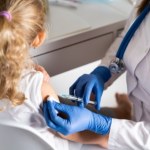 Nikłe zainteresowanie szczepieniami przeciw Covid-19 wśród dzieci