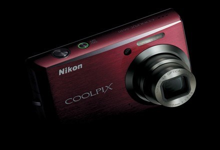 Nikon Coolpix S610 /materiały prasowe