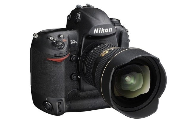 Nikon D3S - jedna z lustrzanek, które polecą na Międzynarodową Stację Kosmiczną /materiały prasowe