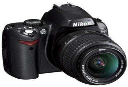 Nikon D40 /materiały prasowe
