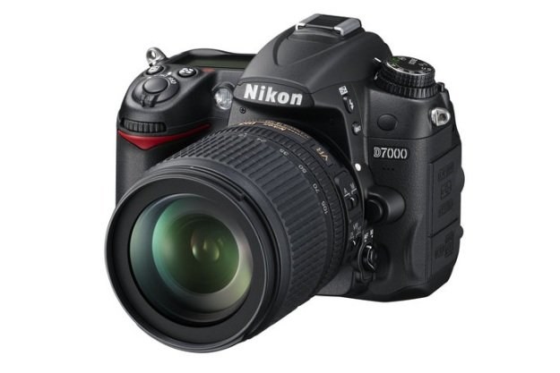 Nikon D7000 /materiały prasowe