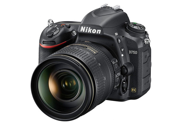 Nikon D750 /materiały prasowe