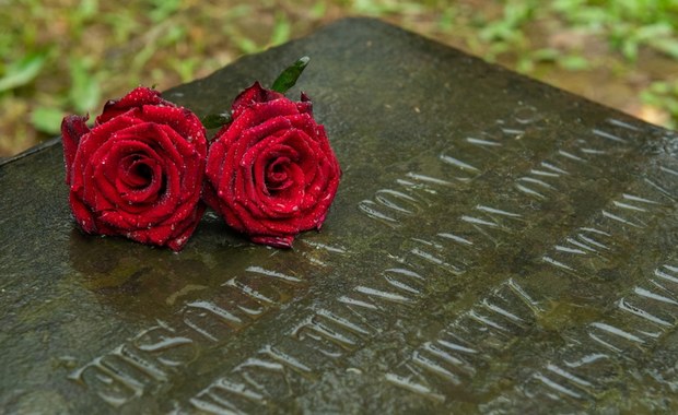 Nikt nie posługiwał się tą metodą. Potomkowie ofiar rzezi wołyńskiej pomogą w identyfikacji