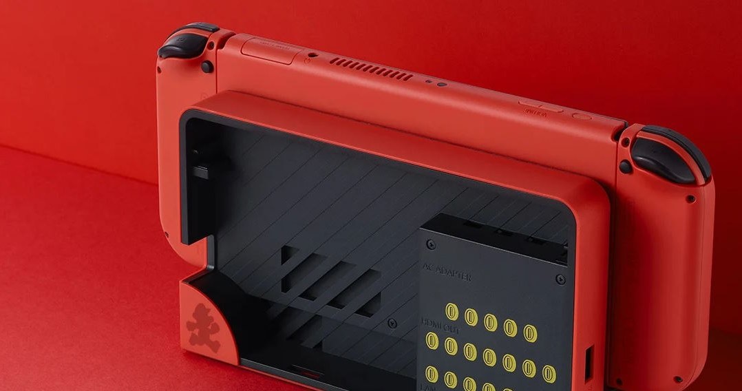 Nintendo Switch OLED Mario Red Edition /materiały prasowe