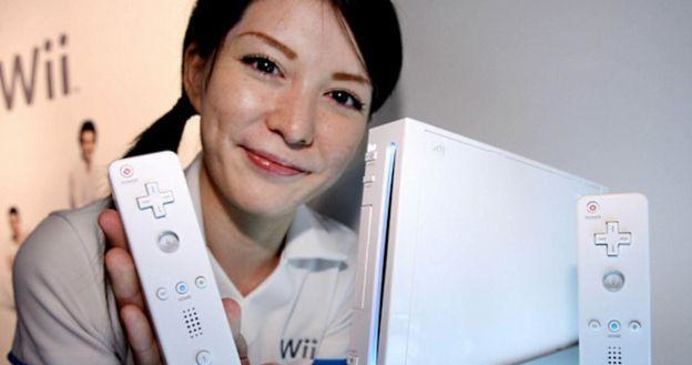 Nintendo Wii - konsola ma już swoje lata, ale sprawia naprawdę wiele frajdy /AFP
