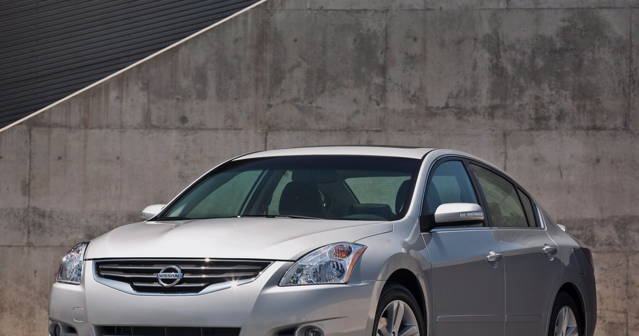 Nissan Altima L32 (2007-2012) /Nissan