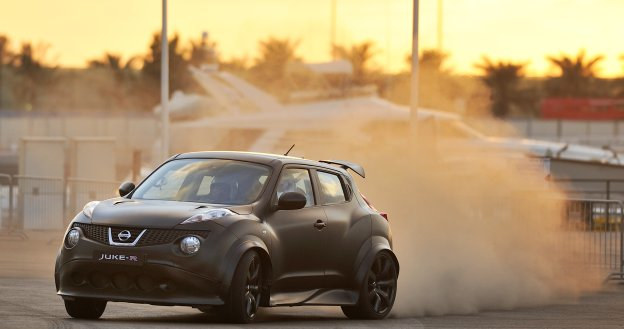 Nissan Juke-R /Nissan