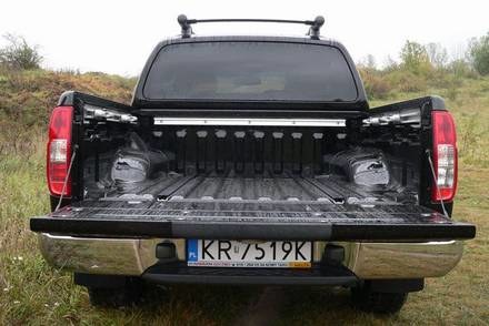 Nissan navara / Kliknij /INTERIA.PL