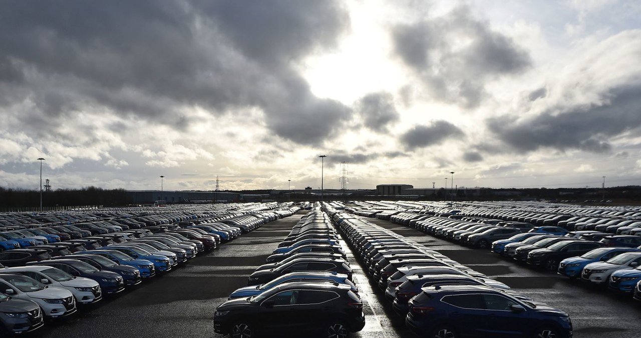 Nissan, parking dla nowych pojazdów przy fabryce w Sunderland (północna Anglia) /AFP