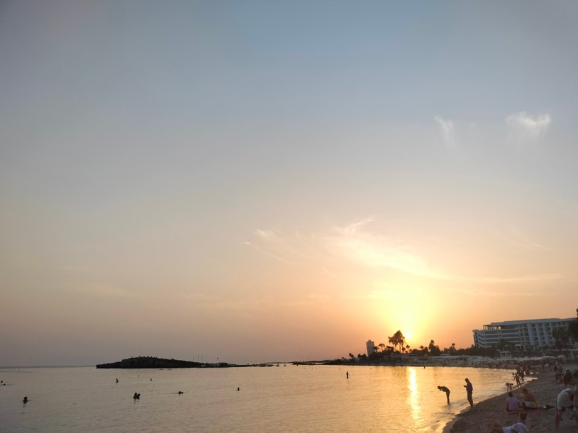 Nissi beach o zachodzie słońca /Karolina Burda /INTERIA.PL