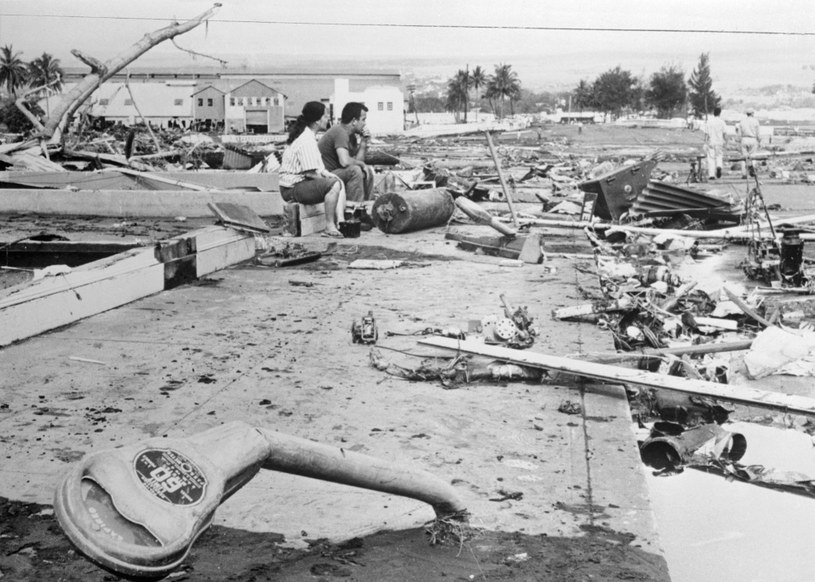 Niszczycielskie fale tsunami z 1960 roku dotarły nawet na Hawaje / Bettmann / Contributor /Getty Images