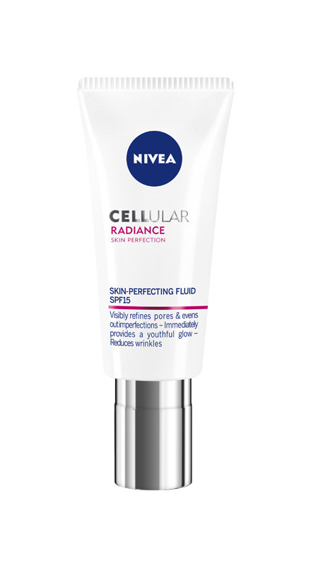NIVEA CELLular Perfect Skin - Udoskonalający fluid SPF 15 /materiały prasowe