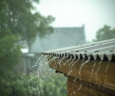 Niż Luciano daje się we znaki. Jaka pogoda będzie w piątek?