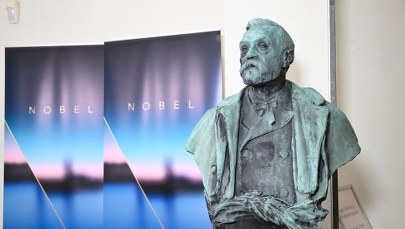 Nobel za odkrycie, które dało szczepionki przeciw Covid-19