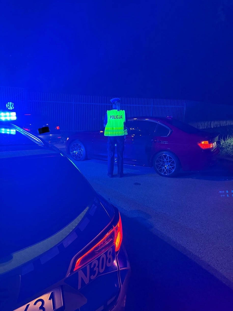 Nocna akcja policji w Gdańsku. Udaremniono nielegalne wyścigi, fot. Pomorska Policja /Facebook
