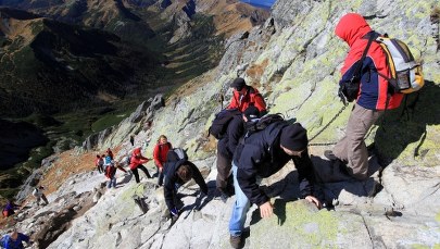 Nocna akcja ratunkowa w Tatrach. Wspinacze utknęli na Świnicy