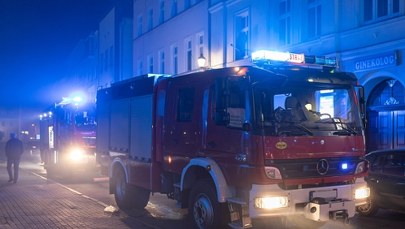 Nocna ewakuacja. Pijany lokator odkręcił kurek z gazem 