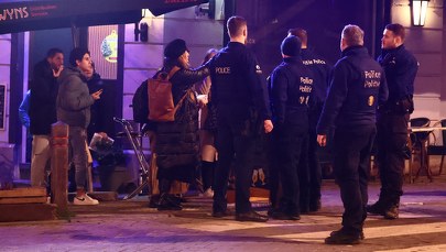 Nocna obława w Brukseli. Policjanci ścigali uzbrojonych mężczyzn