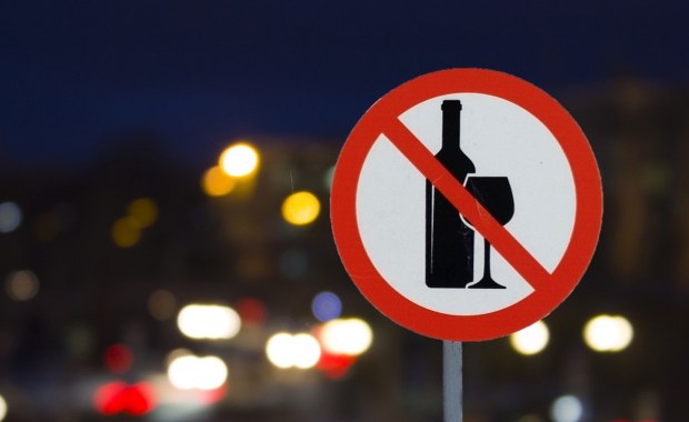Nocna prohibicja od dziś w Warszawie. Co to oznacza dla mieszkańców?