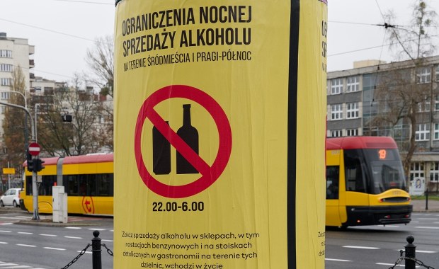 Nocna prohibicja w Warszawie coraz bliżej? Radni tych dzielnic chcą zakazu