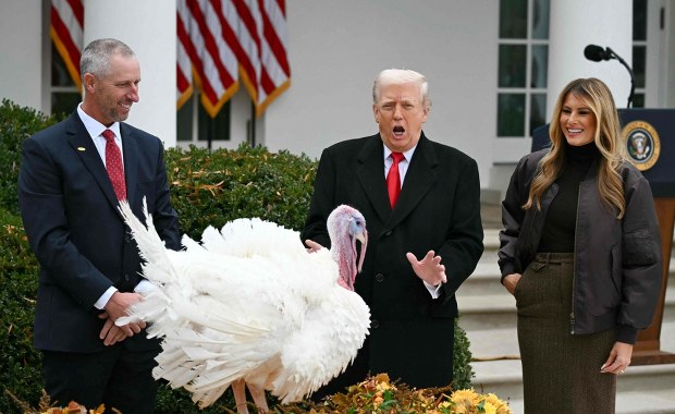 Nocna wachta: Duńczycy monitorują Trumpa