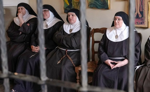Nocna wyprowadzka zakonnic-buntowniczek. Ostatnia świeca zgasła