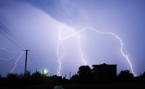 Nocne burze i ulewy. Są ostrzeżenia IMGW