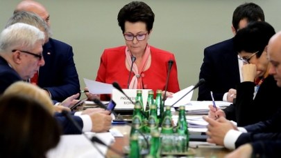 Nocne prace nad zmianami w Kodeksie wyborczym