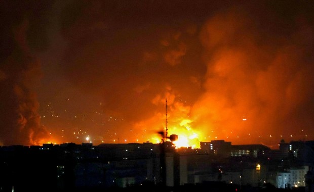 Nocne uderzenia na Teheran i Rijad. Podano liczbę zabitych cywilów