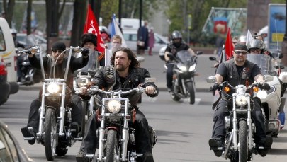 Nocne Wilki zbierają się w Bratysławie. "Nasi przeszli granicę"