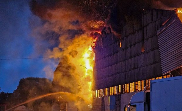 Nocny atak na Lwów. Spłonęło 300 ton pomocy humanitarnej