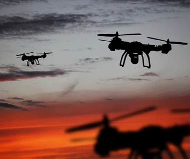 Nocny atak ukraińskich dronów. Produkcja w rosyjskiej fabryce wstrzymana