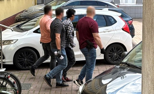 Nocny koszmar w Toruniu. 24-latka walczy o życie