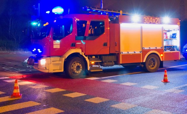 Nocny pożar hotelu nad jeziorem Ukiel