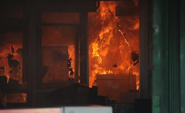 Nocny pożar w domu spokojnej starości. Tragiczne wieści z Indonezji