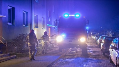 Nocny pożar w Krakowie. Kilkudziesięciu strażaków w akcji