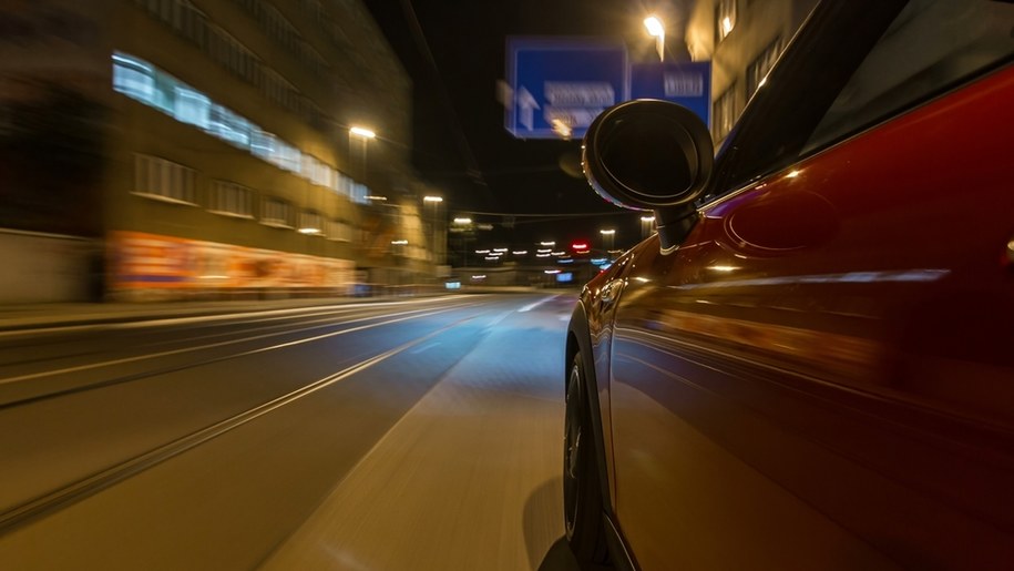 Nocny wyścig ulicami Białegostoku. Kierowcy bmw pędzili 300km/h - zdjęcie ilustracyjne /Shutterstock