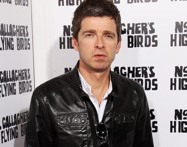 Noel Gallagher chce pokazać młodszemu bratu, kto tu rządzi - fot. Dave Hogan /Getty Images/Flash Press Media